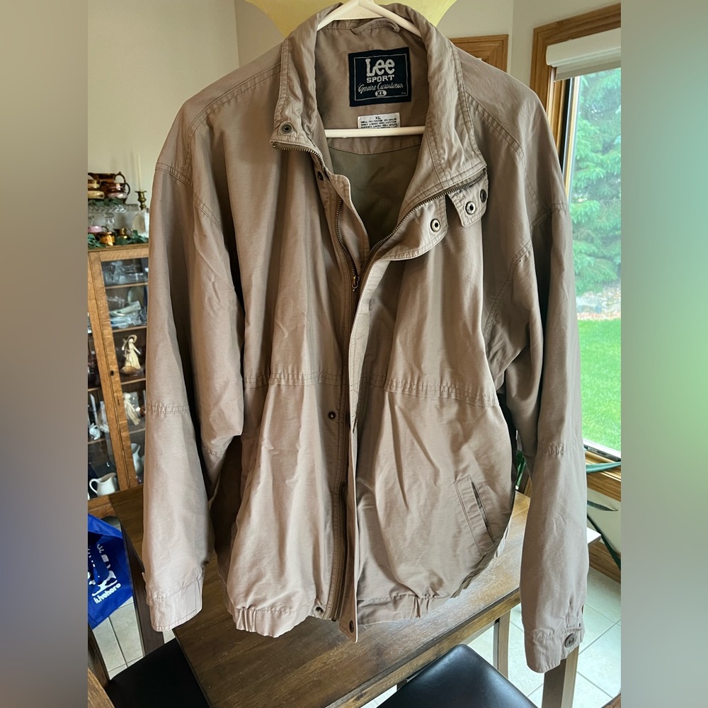 Lee Coat